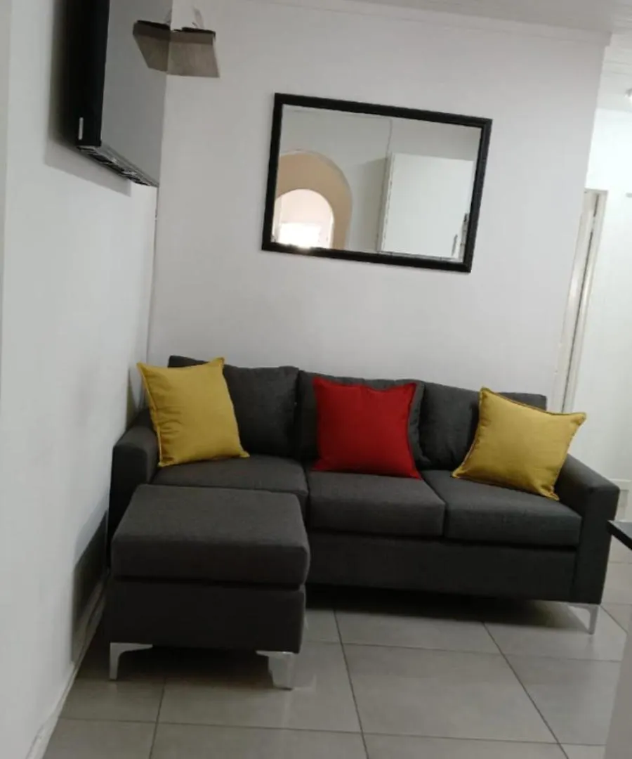 Modern 8 Sleeper Home In Trendy Observatory Ciudad del Cabo 0*,